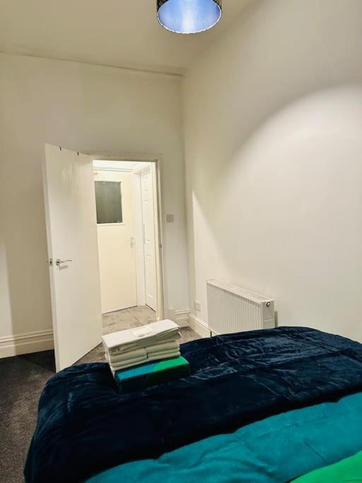 Bespoke 2 Bedroom Apt Derby City ภายนอก รูปภาพ
